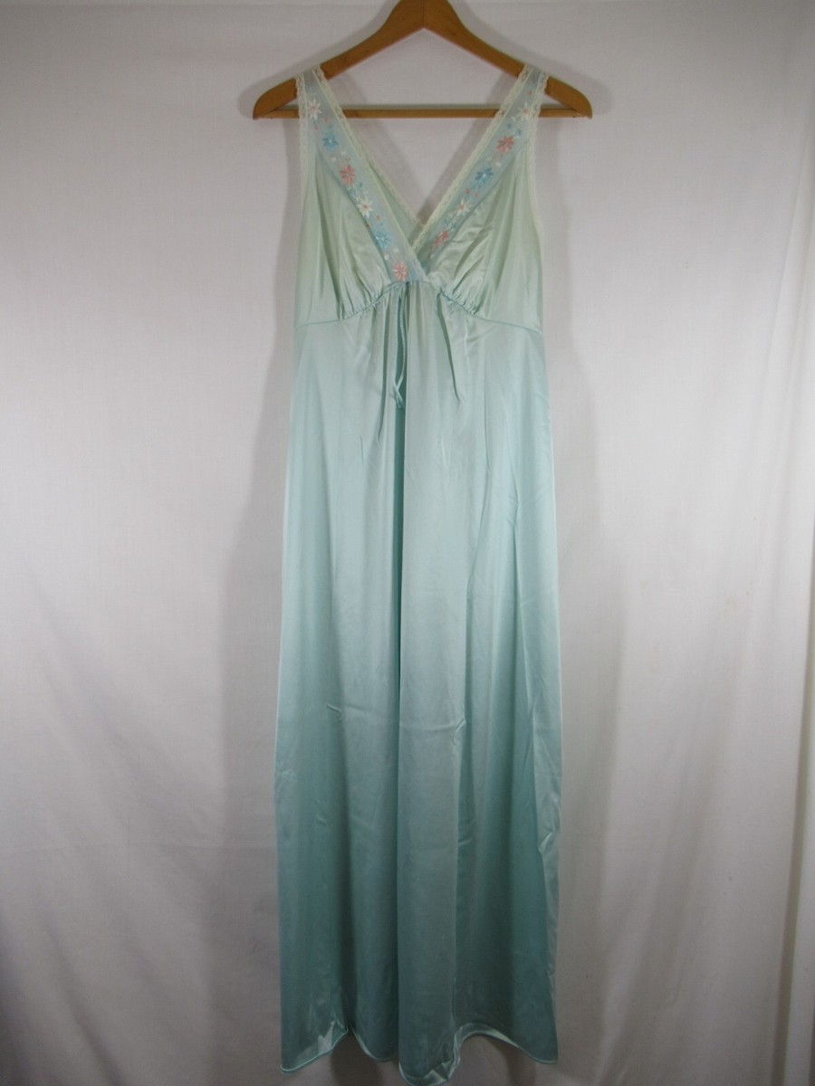 Vintage JCPenney Jolie Embroidered Sleeveless Nightgown Small Antron Nylon  Green
