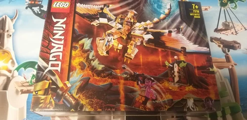 Ninjago 71718 Es handelt sich hier um die Original Verpackung (Kein Inhalt)