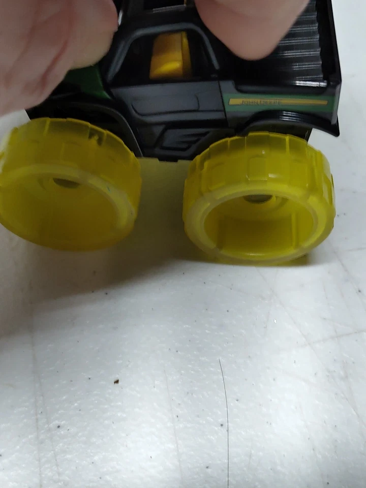 John Deere 46435B Monster Treads Lightning Wheels Gator Vehicle Plastic - Image 4 of 4