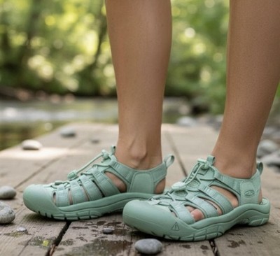 New Keen WMNS Newport H2 Monochrome Granite Green Waterproof