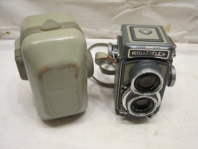 Vintage Baby Rolleiflex K5 TLR Camera w/Case Schneider Xenar Lens