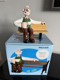 Gromit Unleashed Figurine Wallace On Bench