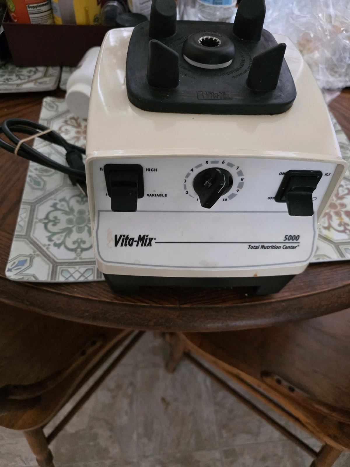 Vitamix VM0103 Vita-mix 5000 Total Nutrition Center Blender