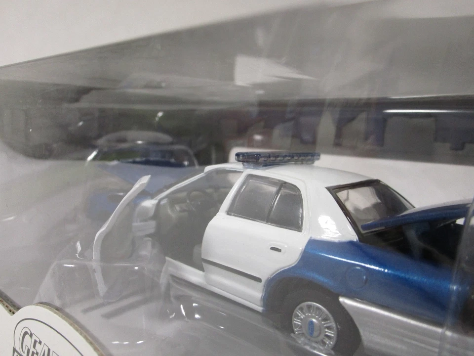 Gearbox Ford Crown Victoria Diecast 1:43 Scale Raleigh N.C. - Image 2 of 4