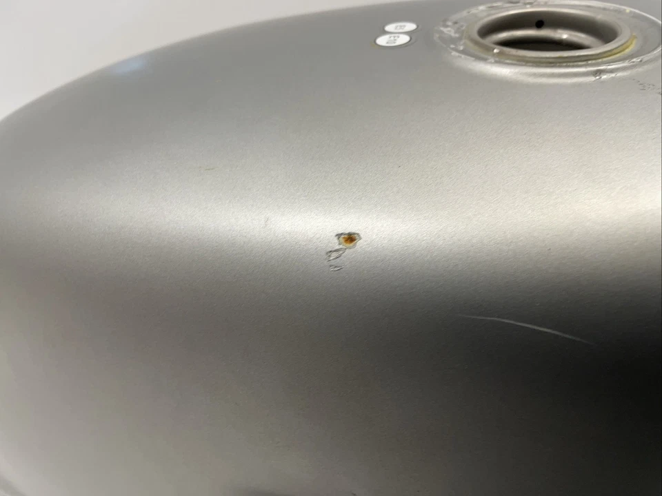 ♻️ Depósito de combustible Moto Guzzi 853 V7 Iv Stone 2021 - 2025 ♻️ Foto 4 de 4