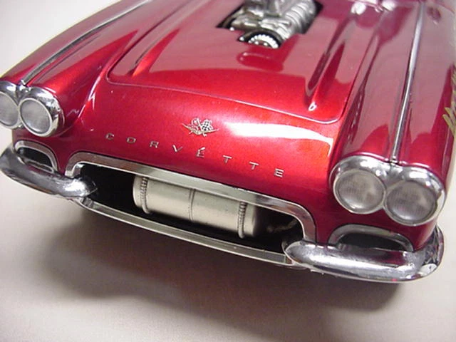 MAZMANIAN JOHN 1961 CORBETA SOPLADA MINIATURAS DE PRECISIÓN 1/18 COCHE NHRA dtd Foto 3 de 4