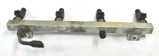02-07 Maserati Coupe Spyder M138 4.2L V8 Left Side Fuel Injection Rail Line OEM