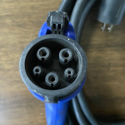 Cable De Carga Nivel 1 Para Toyota Prius Prime Y RAV4 EV 2012-2022 (OEM Usado)