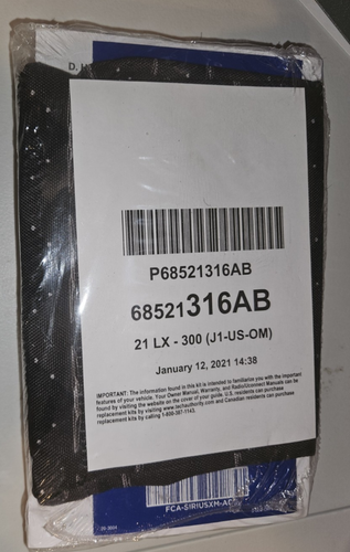 2021 Chrysler 300 Owners Manual Quick Start and bag - new sealed - Picture 2 of 2