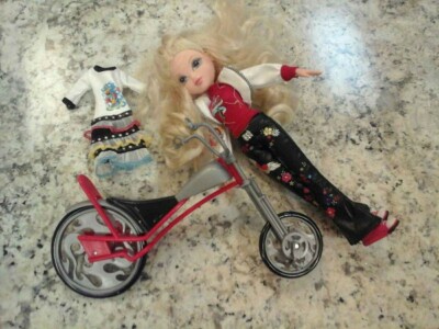 Moxie Girl Avery and her Chopper Bike and extra clothes. Super cute!!