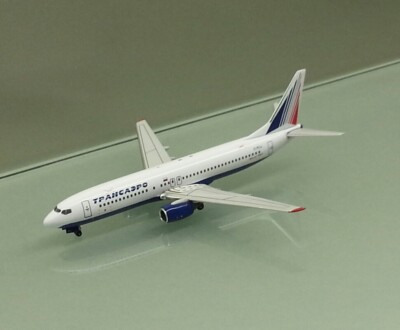 Apollo 1/400 Transaero Airlines Boeing 737-800 EI-RUJ die cast metal miniature