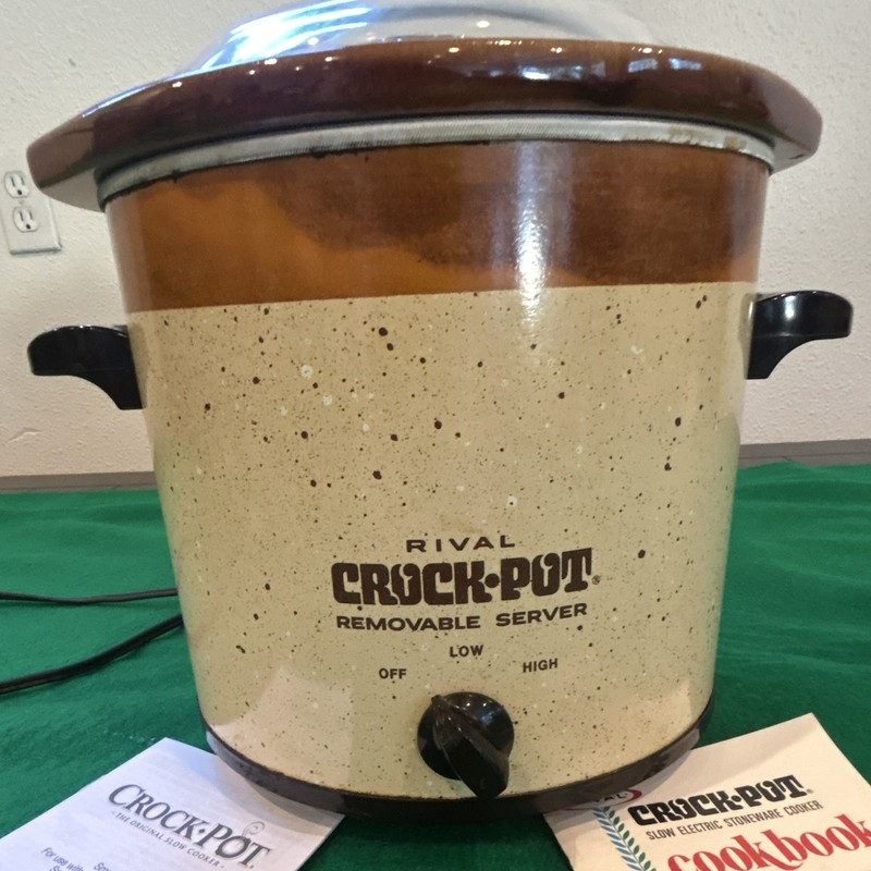 70’s In Great Condition Crock-Pot Slow Cooker 2-6 qt w Original Manuals Vintage