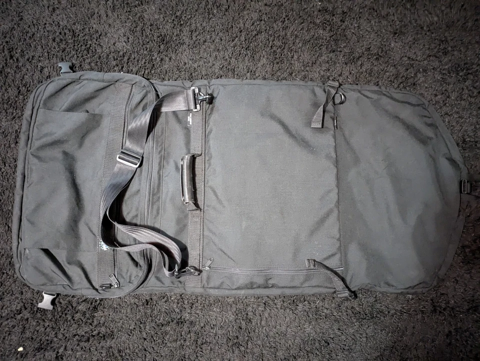 Eagle Creek Equipo de Viaje Carga Traje de Viajes Bolso de Ropa Negro Mochila Correas Foto 2 de 4