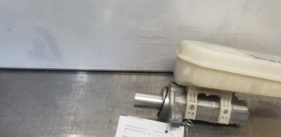 20 RAM PROMASTER 2500 FRENO CILINDRO MAESTRO Foto 2 de 4