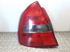 Feu arrière Mitsubishi CARISMA