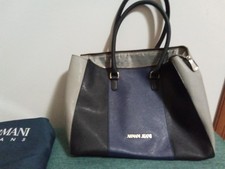 borsa Armani jeans a spalla con sacca contenitore