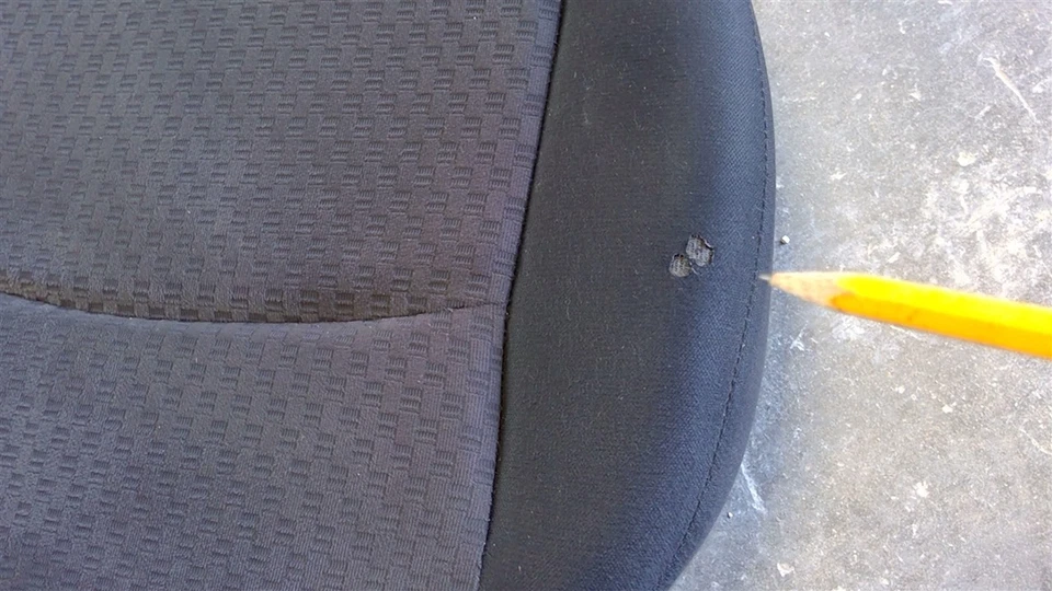 2017 Mitsubishi Mirage HTBK Rear Seat Sit on Bottom Cushion Black Cloth 113252 - Image 3 of 4