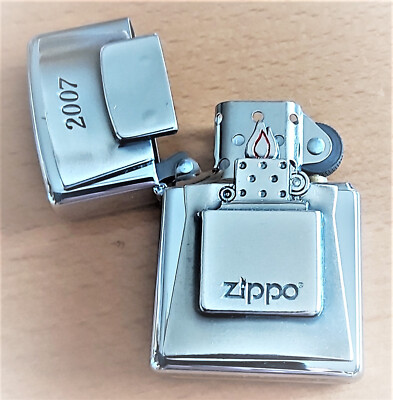 ZIPPO LIGHTER TRICK 