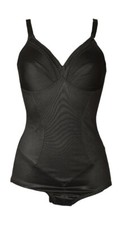 TRIUMPH body shaper with preformed underwired bra, adjustable straps and lace in