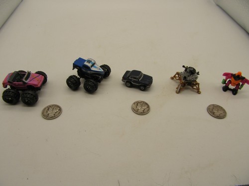 Vintage Five Galoob Vehicles - Picture 19 of 19