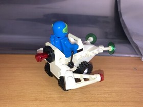 LEGOLAND LEGO VINTAGE 6827 LAYER SCOOTER YEAR 1987 Space City