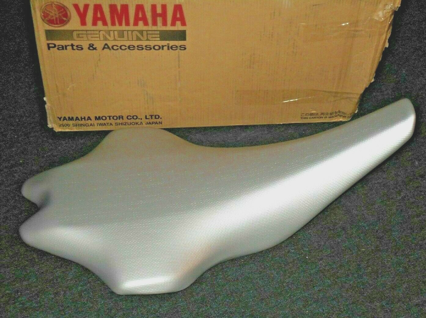 YAMAHA YFZ450R, YFZ450X YFZ 450R 450X SILVER SEAT ASSEMBLY COMPLETE 09