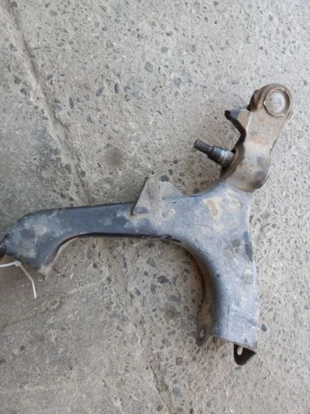 Brazo de control inferior derecho pasajero brazo delantero 04-07 GMC Envoy 19133556 Foto 4 de 4