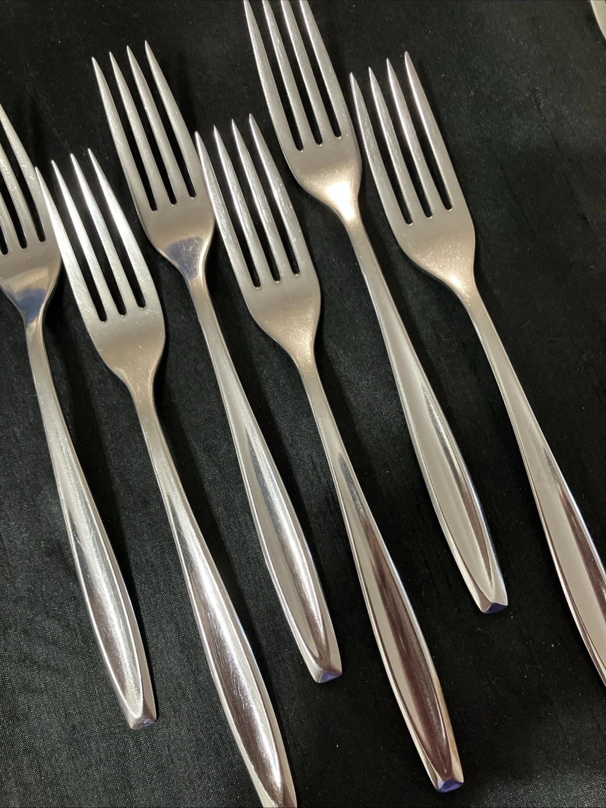 International New Dawn Stainless Flatware