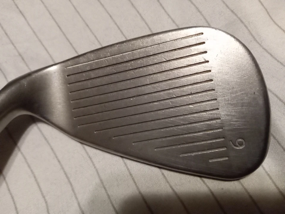 Ping G10 Nine(9) Iron Regular Flex Graphite New Grip - Image 3 of 4