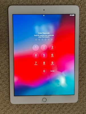 Apple iPad 6th Gen 9.7in A1893 16GB 32GB Wi-Fi Gold