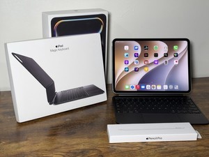 iPad Pro 11 with Magic Keyboard | eBay