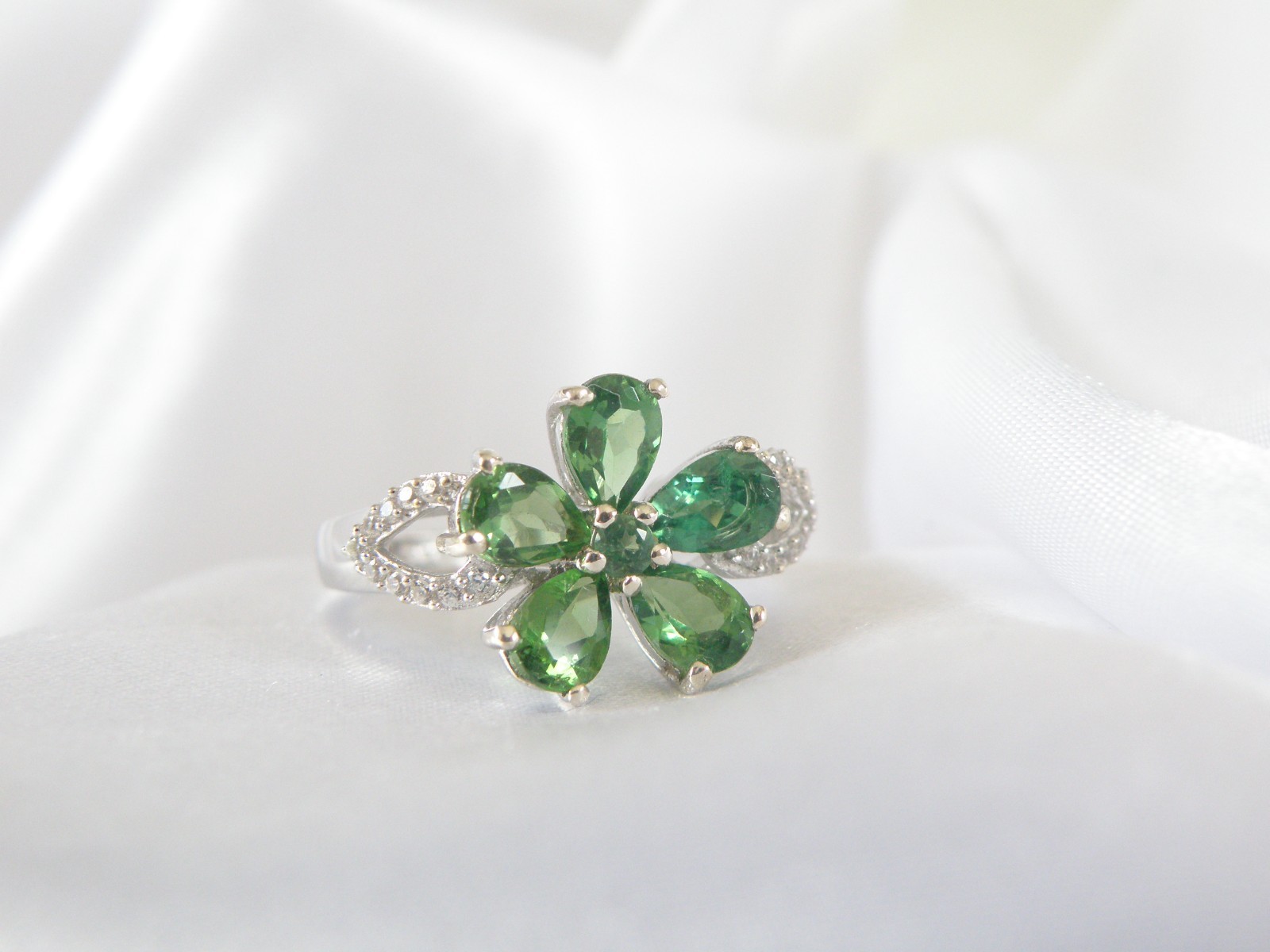 Vintage Sterling Silver Natural Irradiated Green Tourmaline Halo Ring Size 6
