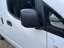 Retroviseur droit (ou coque) Nissan NV200