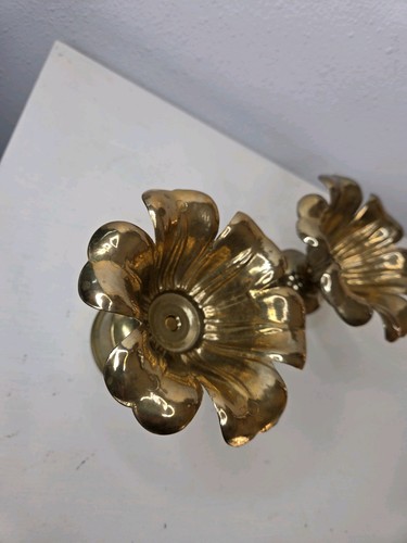 Vtg Set 2 Brass Candle Holders Flower Lotus Petals 5 In × 3.5 In - Picture 2 of 6