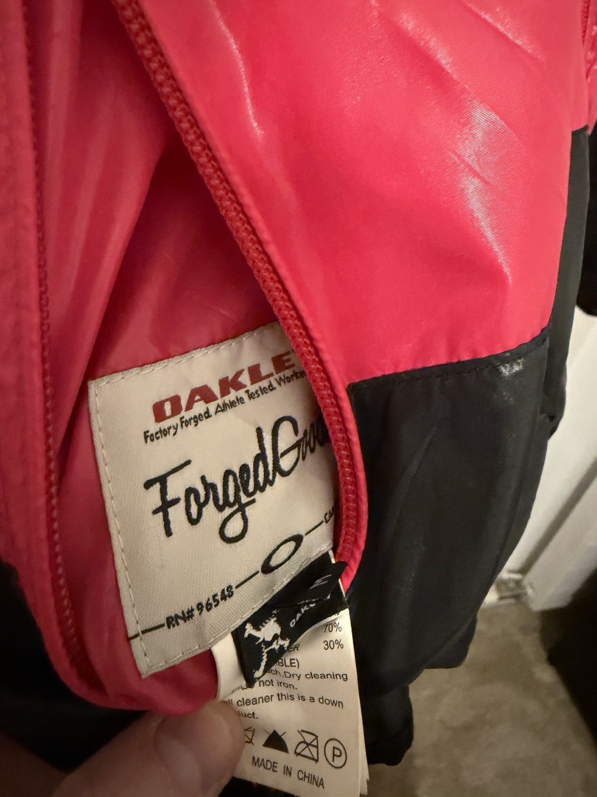 Oakley vintage puffer jacket medium m striped black white pink image 2