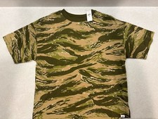 Gap Boy  s Size 10 Green/Tan Camouflage Cotton T-Shirt and Shorts set