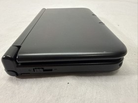 Nintendo 3DS XL  Handheld Gaming Console With SD 4GB - 1 Game - TESTED