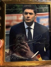 Photo dédicacée encadrée de Dean Winchester. Lot de 1.