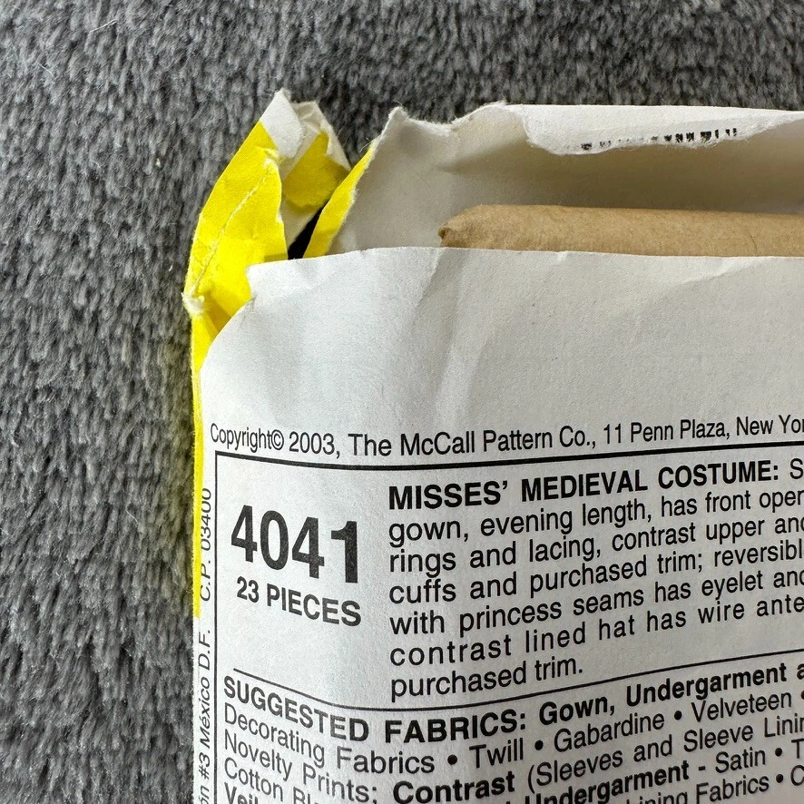 McCalls Sewing Pattern 4041 Sz 14-20 Renaissance Medieval Dress Costume Theater - Image 4 of 4