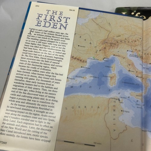 2 David Attenborough Books Life on Earth 1979 & The First Eden Nature BBC 1987 - Picture 8 of 24