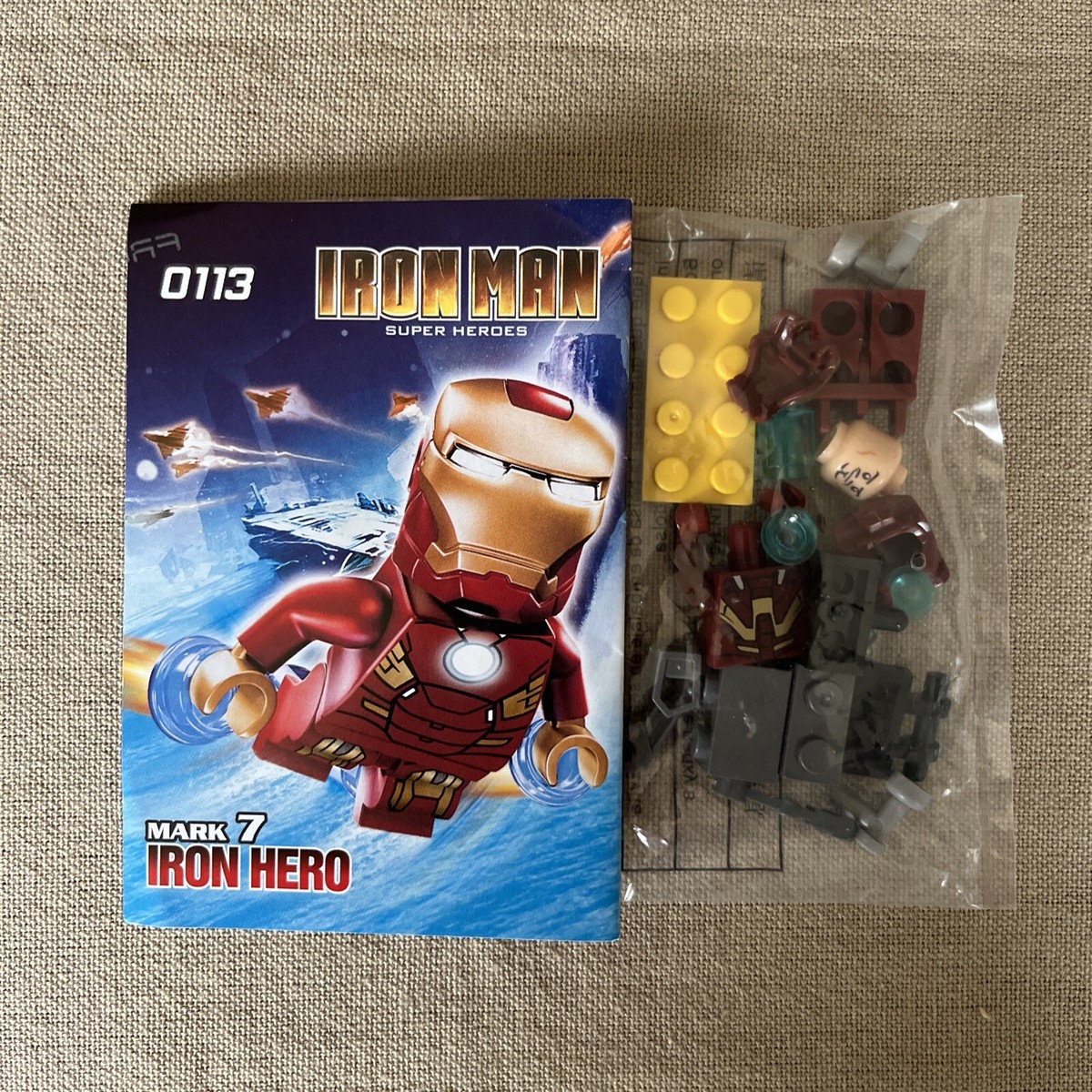 IRON MAN (Hero Mark 7) Super Heroes Mini Figure New/Sealed In