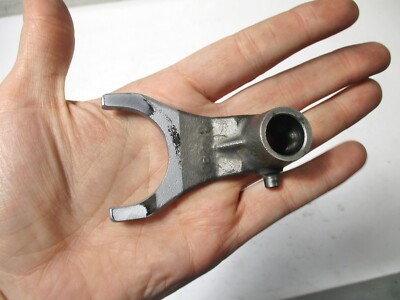 Y7 SUZUKI GSXR1100 GEAR SHIFTING SHAFT & SHIFT FORK NO 1 2 25411