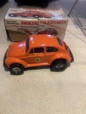 Aoshin Vintage Smoking Volkswagen VW Beetle Tin Toy Car