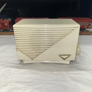 Rare Dumont Radio AM Tube Radio Tested Working