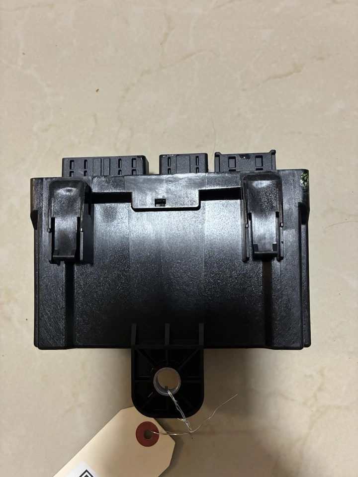 2024 MAZDA CX-90 UNIDAD MÓDULO DE CONTROL PUERTA LADO CONDUCTOR DELANTERO IZQUIERDO OEM Foto 4 de 4