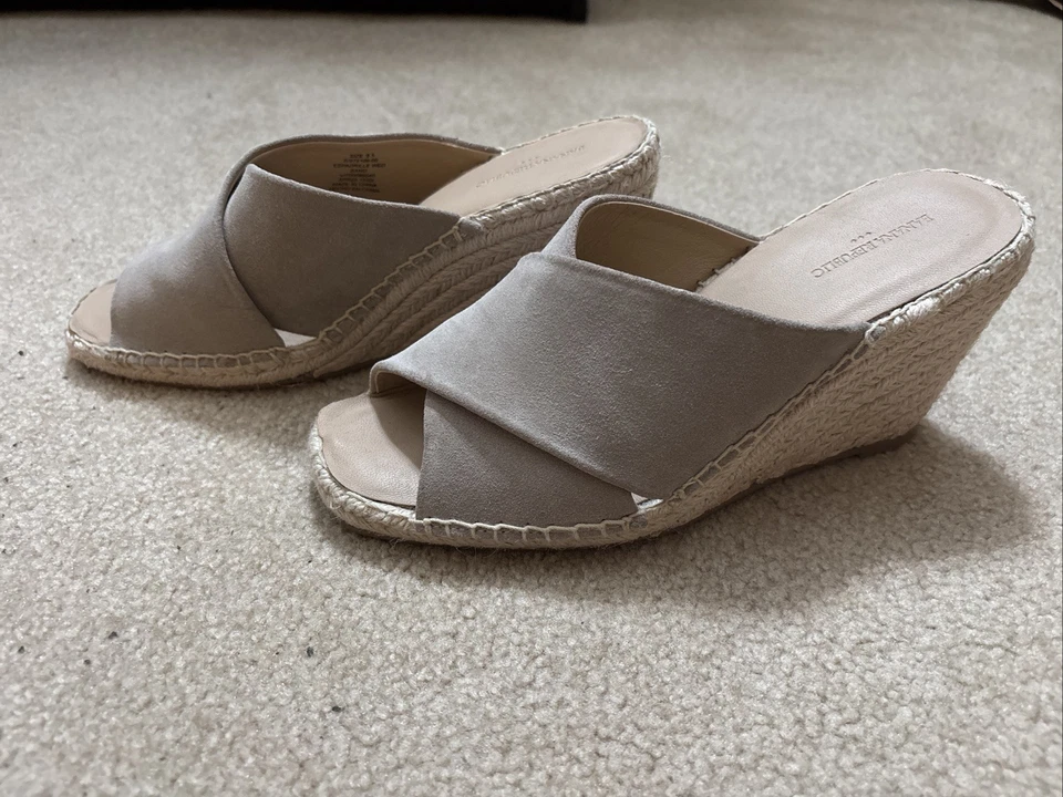 Banana Republic, cuña Aspire, sandalia, color, arena, talla 9 Foto 2 de 4