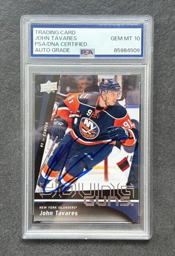 John Tavares Signed 2009-10 Upper Deck Young Guns Rookie Card #201 PSA 10 Auto