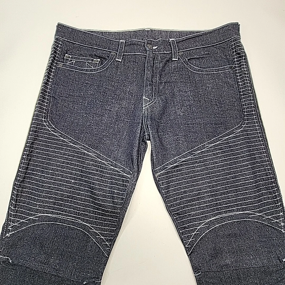 Pantalones de mezclilla True Religion Moto ajustados talla 42 x 34 lavado oscuro puntada en contraste texturizada Foto 3 de 4