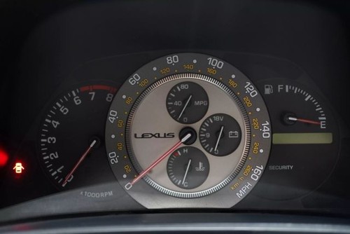 2003 Lexus IS IS 300 Sedan 4D - Picture 25 of 39