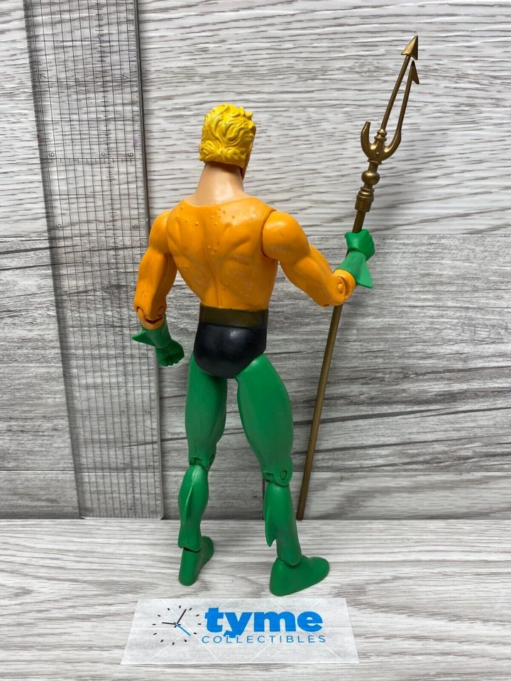 DC Direct AQUAMAN JLA Justice League of America Silver Age 6.5" Action Figure - Image 3 of 3